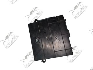 CAJA BATERIA KYMCO XCITING 500 CARBURACION 2005-2006 — imagen 2