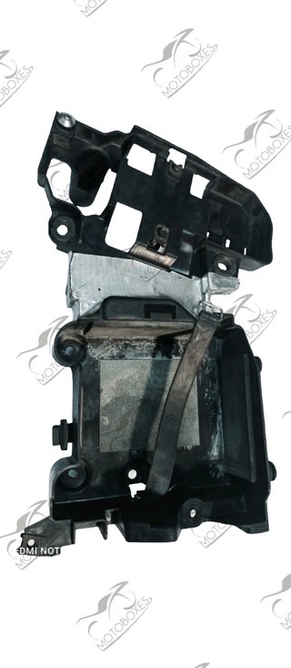 TAPA BATERIA  DRAG STAR 1100 1999-2005 — imagen 2